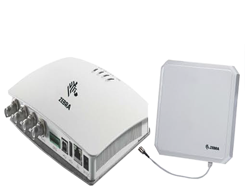 Reader e antenne - Ogni applicazione RFID ha peculiarità proprie che dipendono da fattori ambientali, dalla tipologia di prodotto da identificare, dal luogo di identificazione ecc. La scelta del giusto lettore RFID e delle relative antenne può influire sull’affidabilità dell’intero sistema. Lasciatevi consigliare dai nostri esperti del settore, dotati di pluriennale esperienza e fautori di casi di successo, per identificare con precisione quale prodotto meglio si addice alle vostre esigenze.